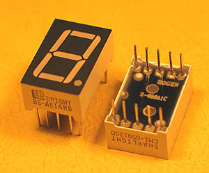 7SEG1RCA- Red Single 7-Segment CA Display